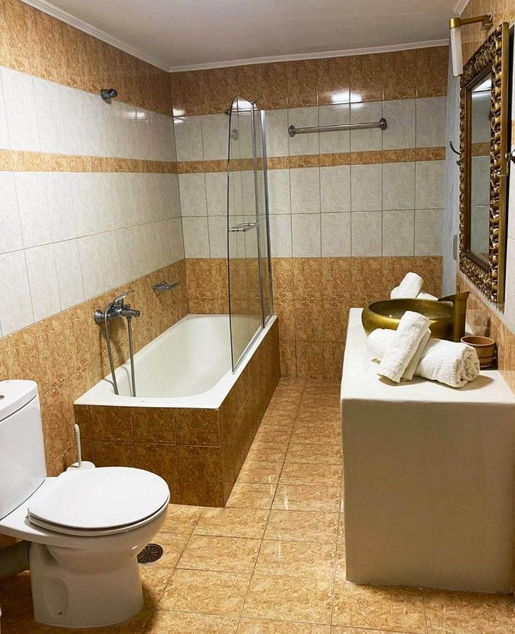 Granny'S Home Roussopoulio Екстериор снимка